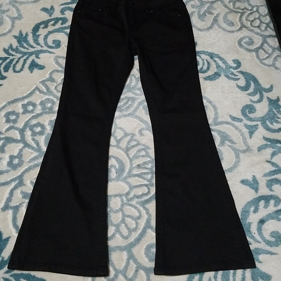 Miss Me mid rise flare - Picture 6 of 7